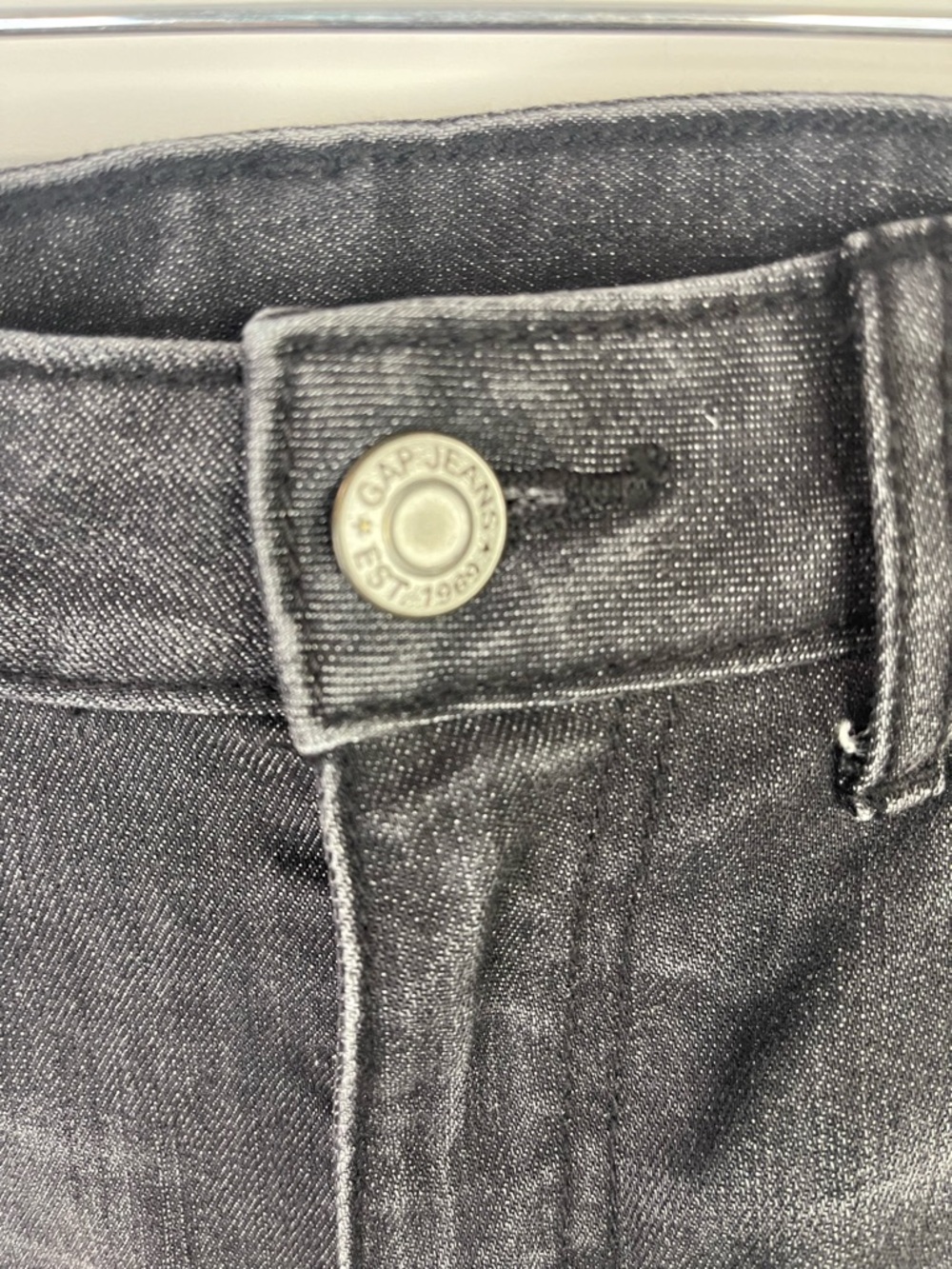 GAP Women's premium Straight Leg Jeans in Washed Charcoal - Picture 13 of 13